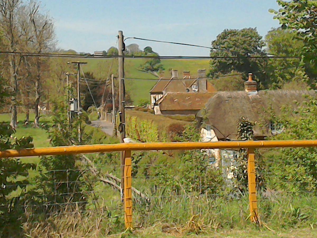 The Crown Inn Alvediston Екстериор снимка