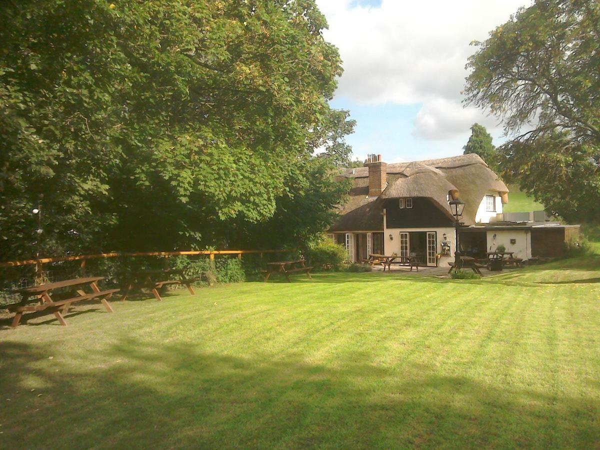 The Crown Inn Alvediston Екстериор снимка