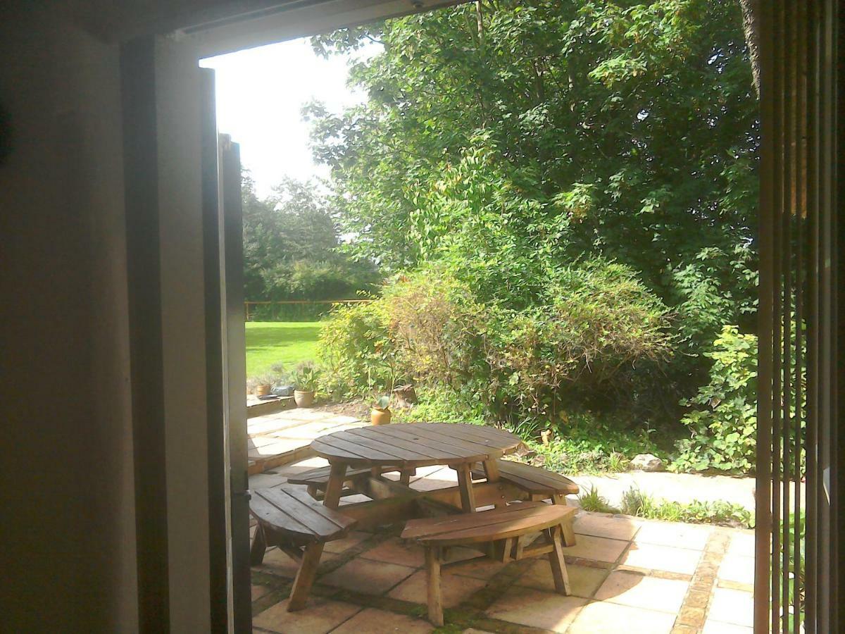 The Crown Inn Alvediston Екстериор снимка