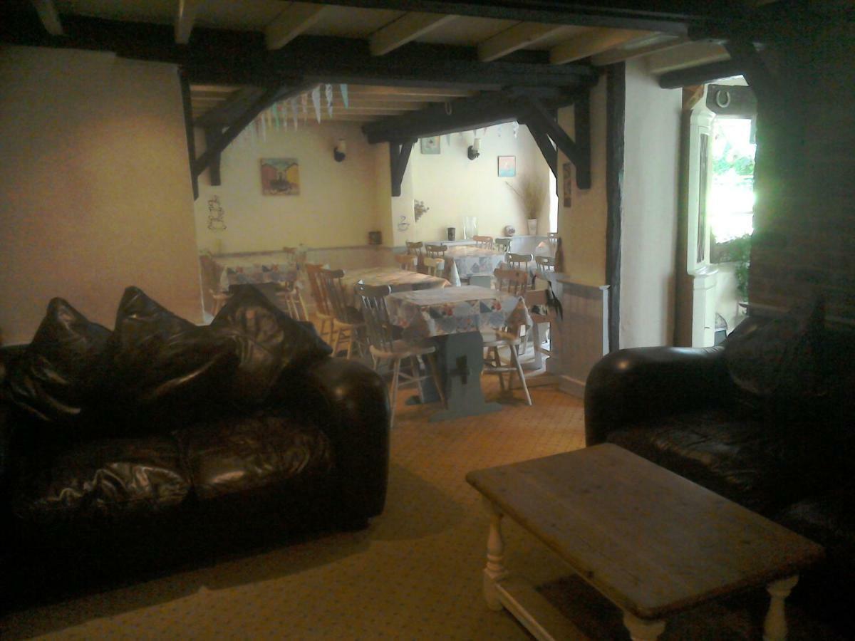 The Crown Inn Alvediston Екстериор снимка